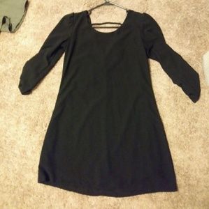 Black midsleeve mini